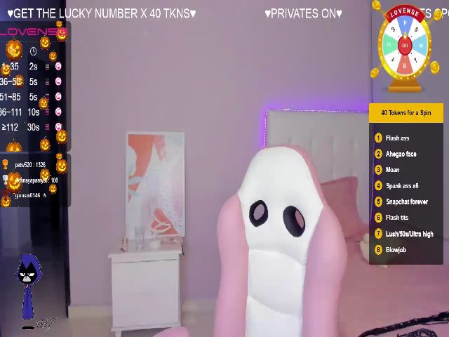 Live sex webcam photo for Melaniemiler #271031771