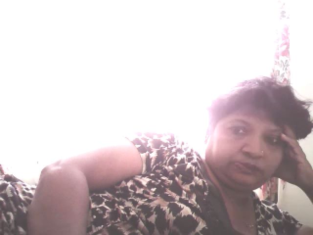 Live sex webcam photo for Indianbarbie3 #271033241