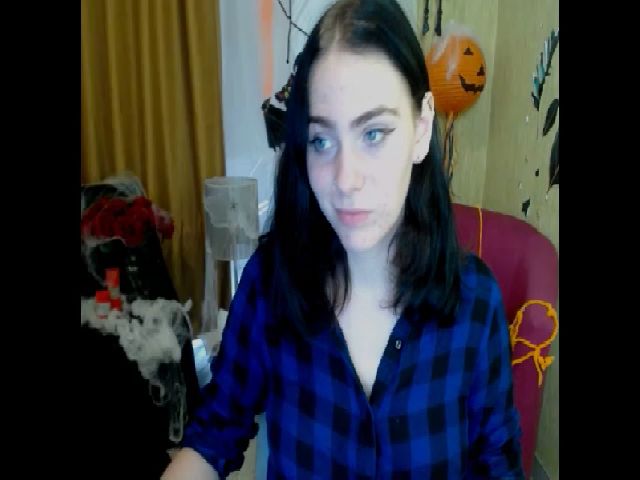 Live sex webcam photo for Lillit_Mars #271032247