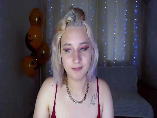 Live sex webcam photo for Star_Laura #271034729