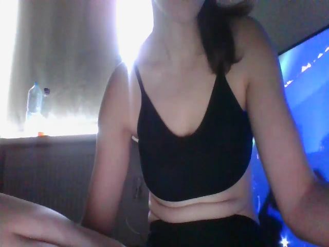 Live sex webcam photo for TeenstriX #271033078