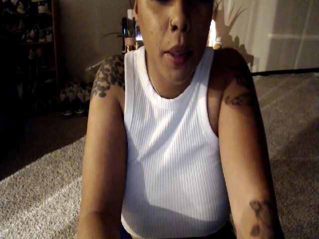Live sex webcam photo for Starry_Nightz #271031453