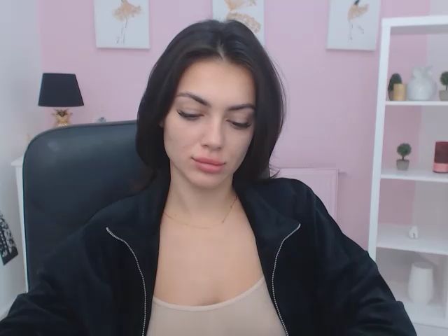 Live sex webcam photo for HanaSamuel #271030366