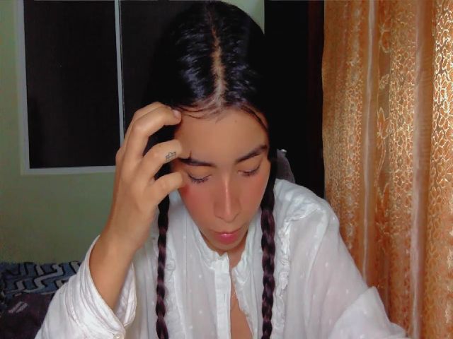 Live sex webcam photo for tinquerbell69 #271041544