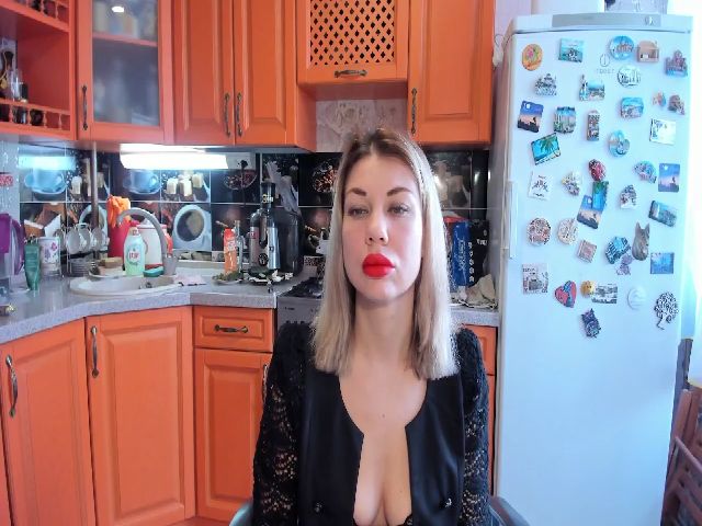 Live sex webcam photo for AmUrMistress #271032729