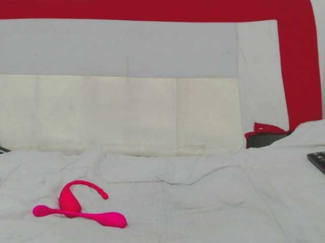 Live sex webcam photo for Anny-Hot #271031373