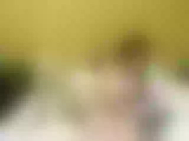 Live sex webcam photo for Emily-Palmer #271038199