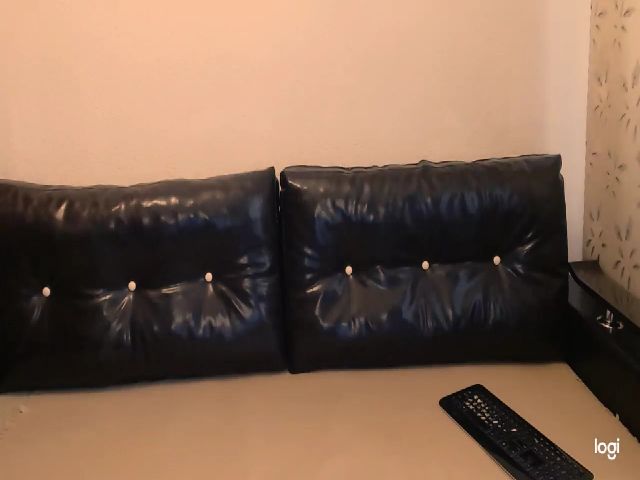 Live sex webcam photo for Dolce_Mimi #271032963
