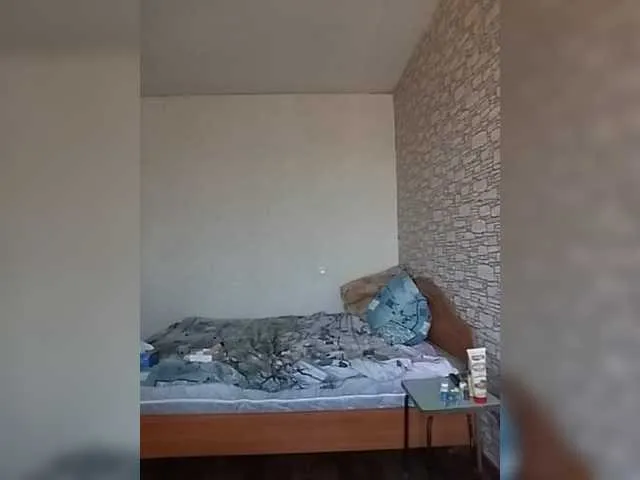 Live sex webcam photo for Alisacat8 #271027519
