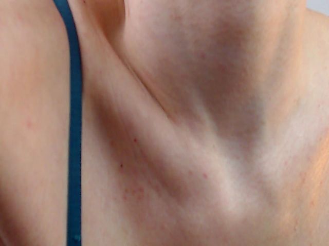 Live sex webcam photo for HuggableKinky #271040555