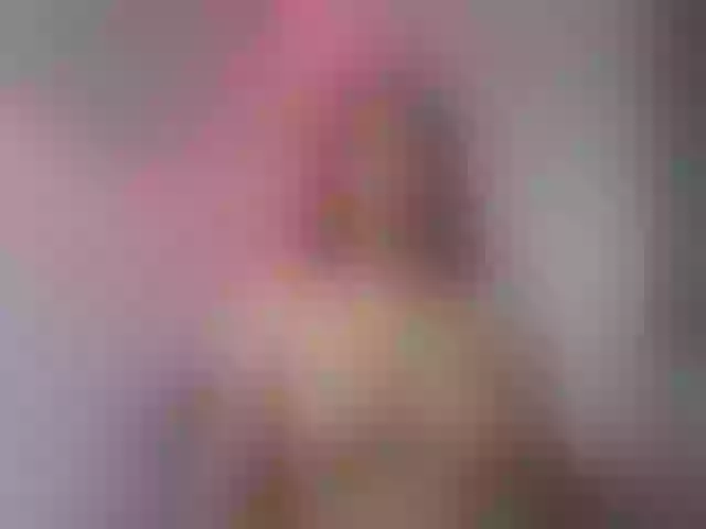 Live sex webcam photo for Emiily-lopez #271028414