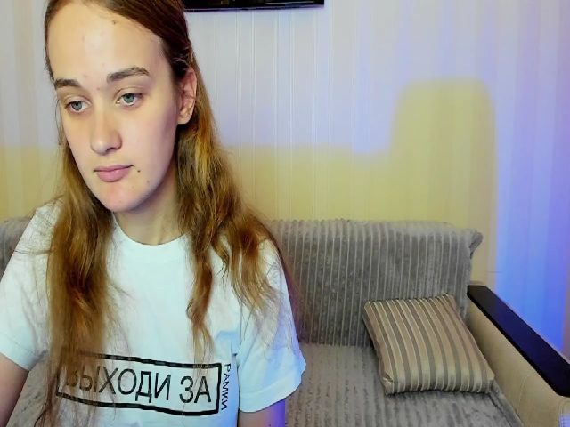 Live sex webcam photo for LaylaMiss_ #271034777