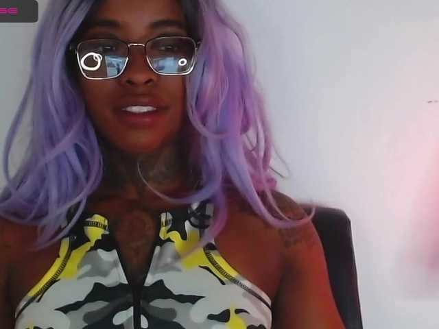 Live sex webcam photo for samantaafox #271047118