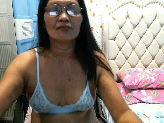 Live sex webcam photo for hOtGranny4u #271050466