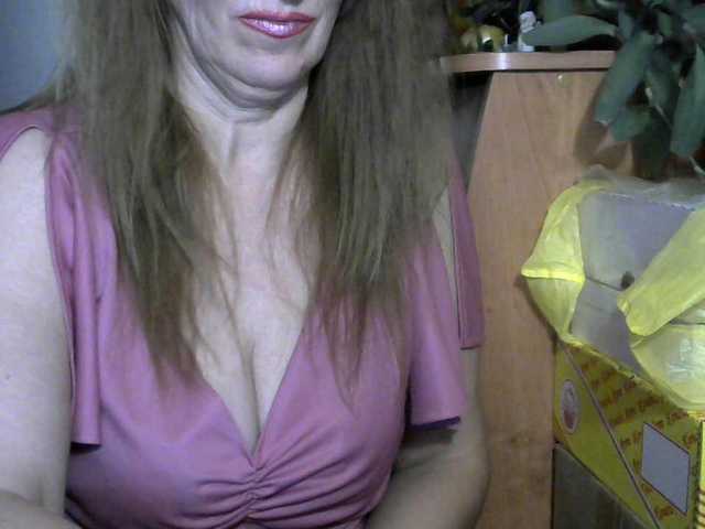 Live sex webcam photo for Sonya48 #271055295