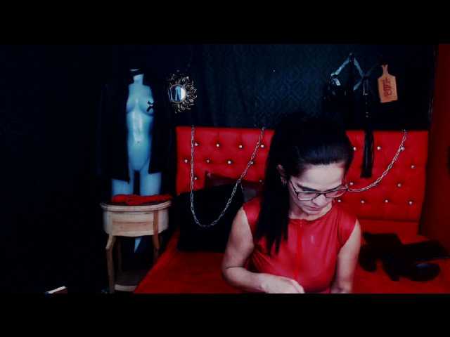 Live sex webcam photo for AngieSlave #271055908