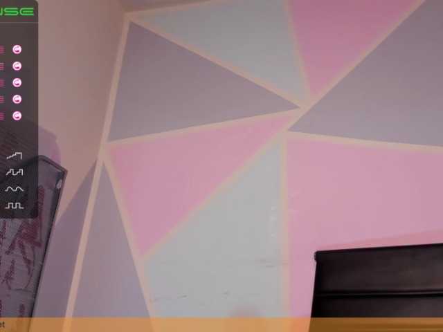 Live sex webcam photo for Violetatoo #271051053