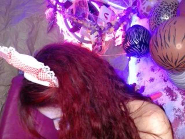 Live sex webcam photo for lucy-hot1 #271047054