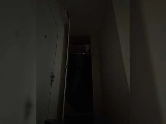 Live sex webcam photo for KettyPretty25 #271049890