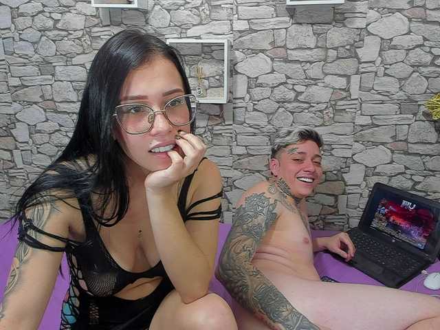 Live sex webcam photo for ZacAndKatty #271050198