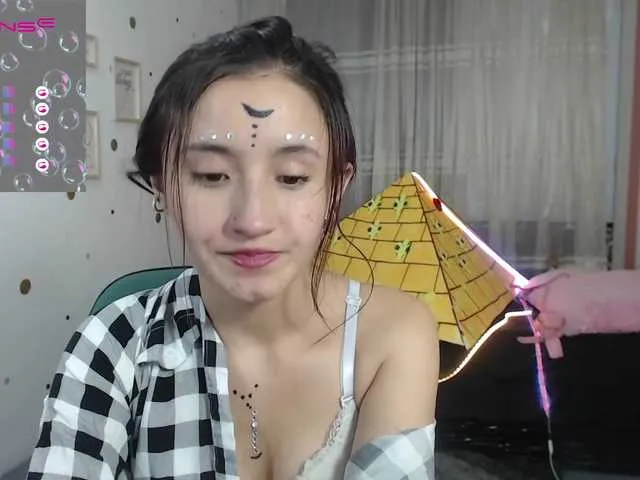 Live sex webcam photo for Perla-Teen #271043265