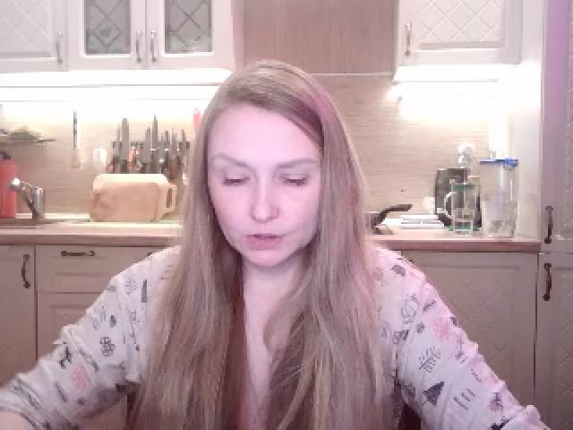 Live sex webcam photo for JaneGrey111 #271053373