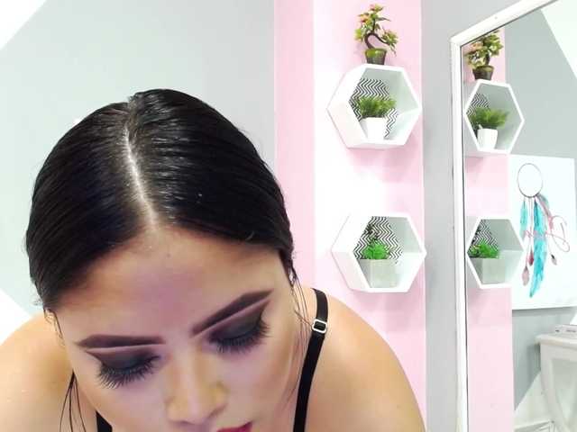 Live sex webcam photo for Kim-Difiore01 #271043035