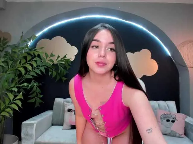Live sex webcam photo for ManuelaVega #271046622