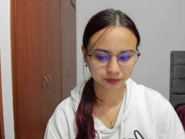 Live sex webcam photo for AshelyGirl #271043728