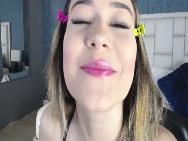 Live sex webcam photo for ETHANJARA #271058707