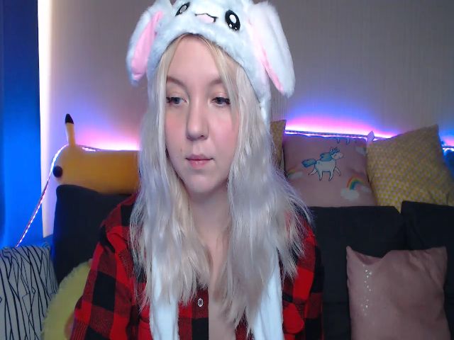 Live sex webcam photo for Rrr_barbie #271045076