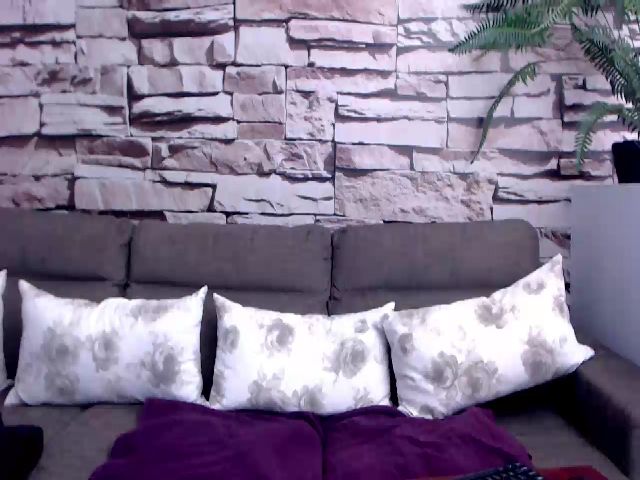 Live sex webcam photo for Kasandra_Dom #271045873