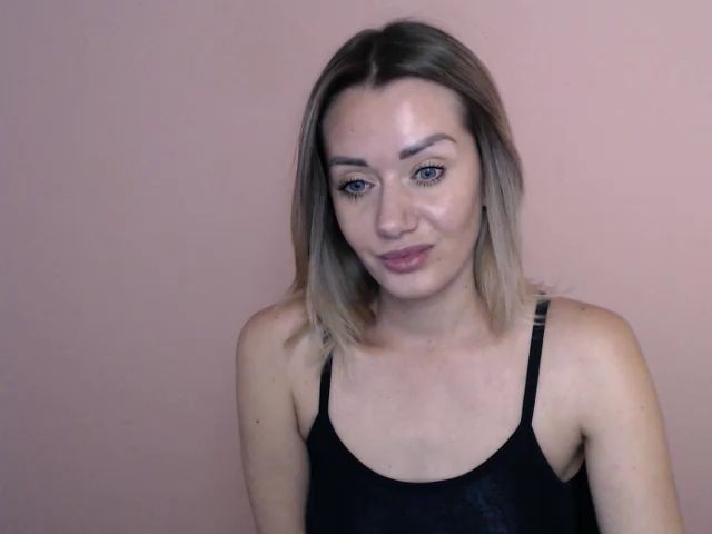 Live sex webcam photo for AlexaSweett_ #271048207