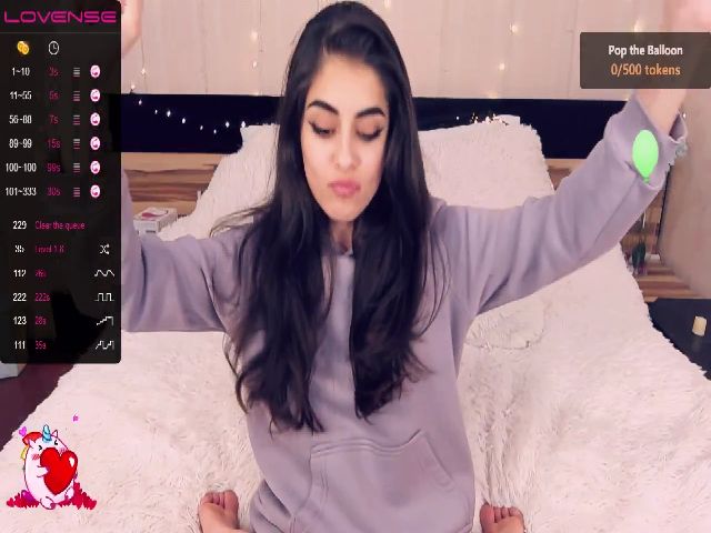 Live sex webcam photo for GoldBabyy #271049248