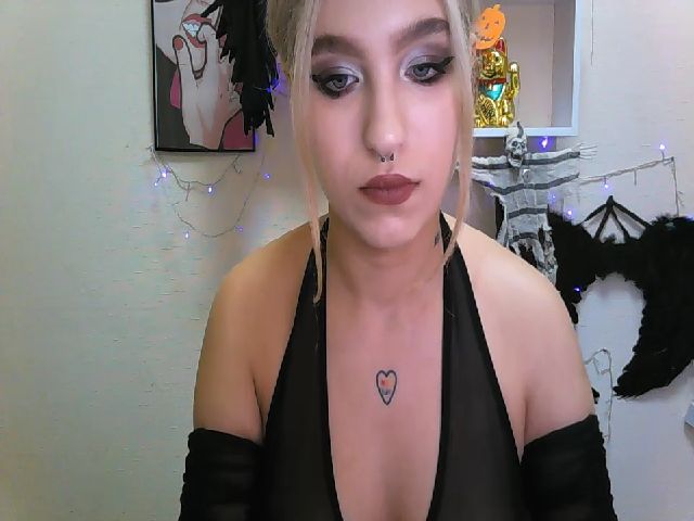 Live sex webcam photo for Isabe_lla #271048346