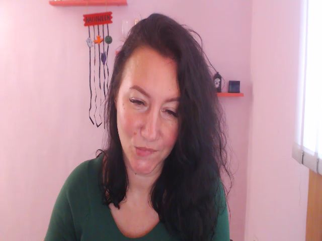 Live sex webcam photo for LexiFox_ #271051974