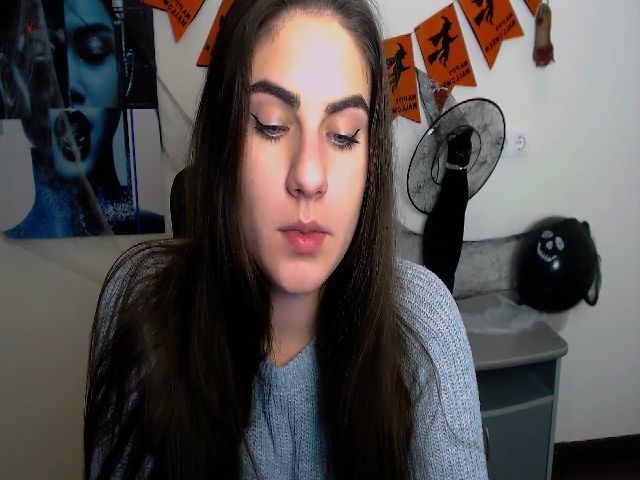 Live sex webcam photo for MollyKiss_ #271053962