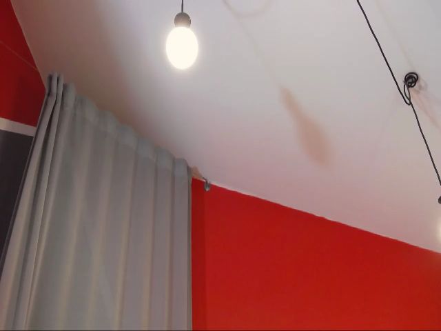 Live sex webcam photo for Viviana05 #271048069