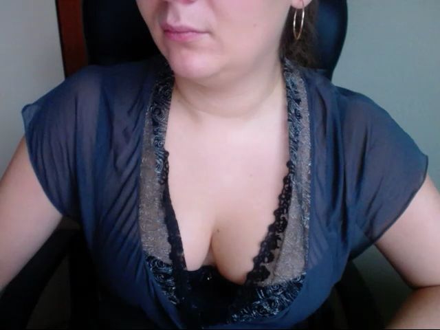 Live sex webcam photo for Annasensual_ #271051655