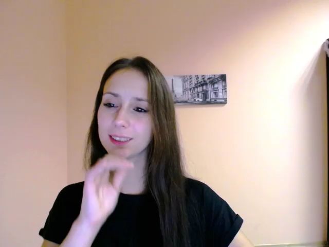 Live sex webcam photo for CuddliesNikki #271044247