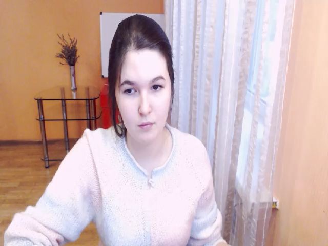 Live sex webcam photo for LiliBrendon #271045905