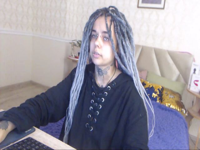 Live sex webcam photo for DarkElf_ #271052601