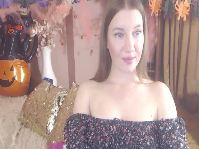 Live sex webcam photo for Kelly7B #271053256