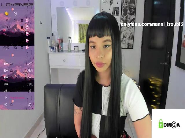 Live sex webcam photo for Valentina_5_ #271058410