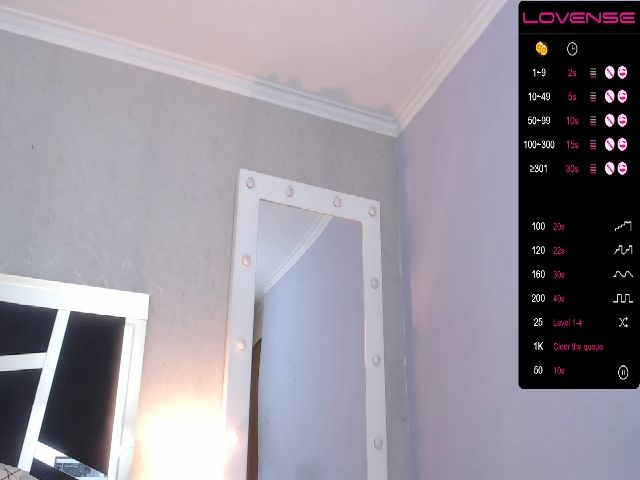 Live sex webcam photo for Pythonissa97 #271053658