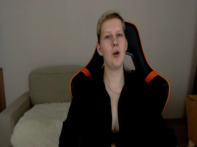 Live sex webcam photo for Oh_daisy #271058660