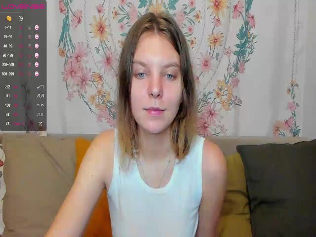 Live sex webcam photo for LiliaMorris #271052976