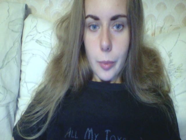 Live sex webcam photo for Stepfania #271049356