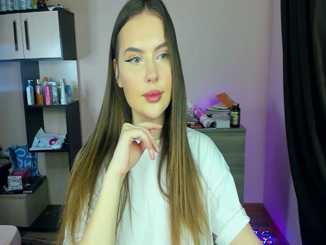 Live sex webcam photo for Daisymarly #271058777