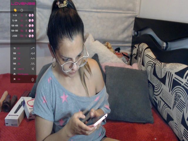 Live sex webcam photo for AbbyCollins23 #271046192